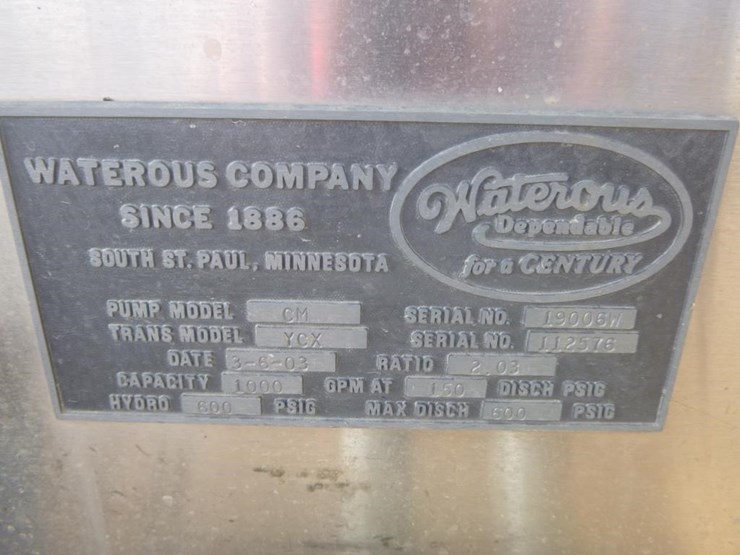 international-4900-image-8