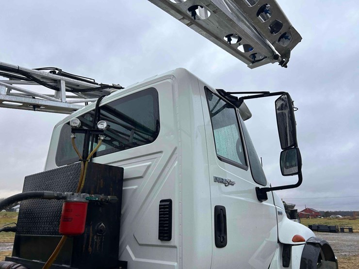 international-durastar-4300-image-41