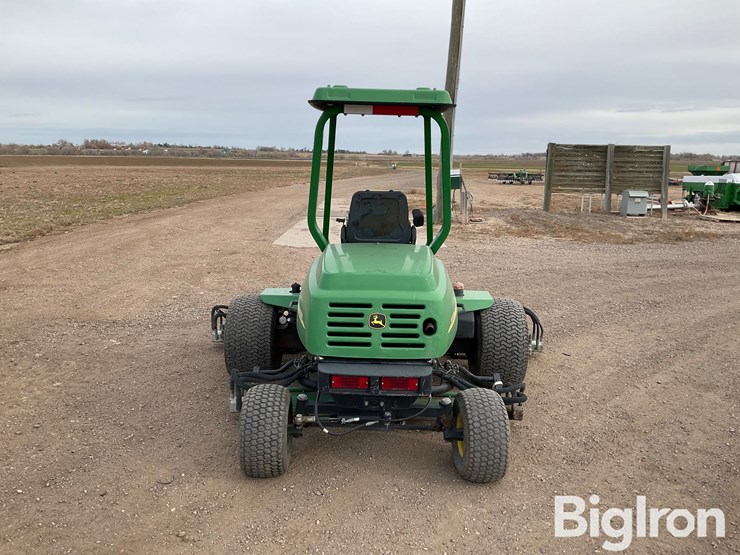 john-deere-3235b-image-6