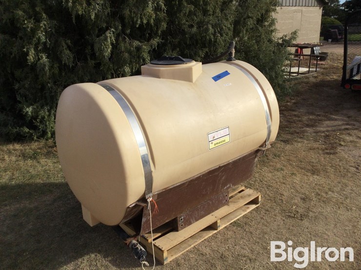 wylie-front-mount-liquid-fertilizer-tank-image-1