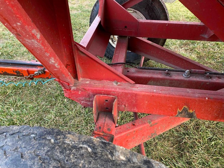 unverferth-mccurdy-325-image-32