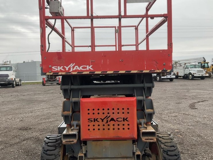 skyjack-sj7135rt-image-8