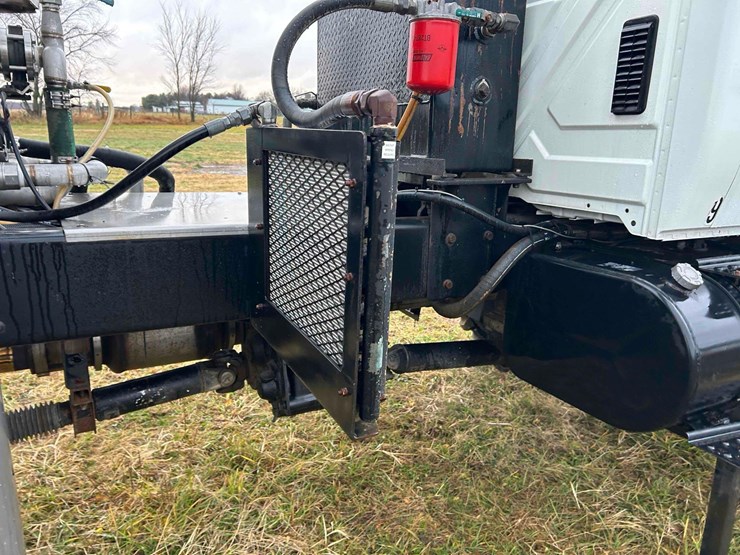 international-durastar-4300-image-40