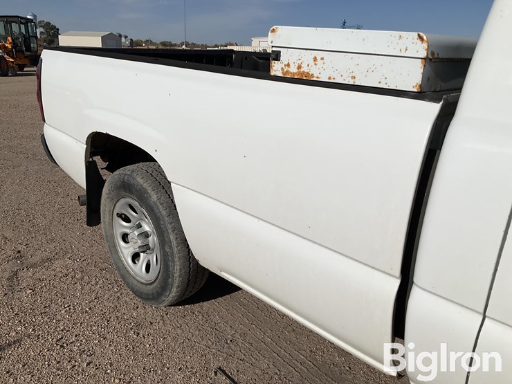 2006-chevrolet-1500-image-15