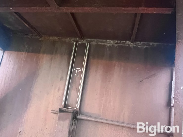 1983-travalong-18’-t/a-gooseneck-livestock-trailer-image-20