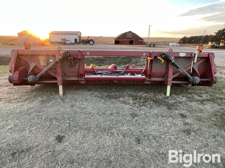 case-ih-4406-image-6