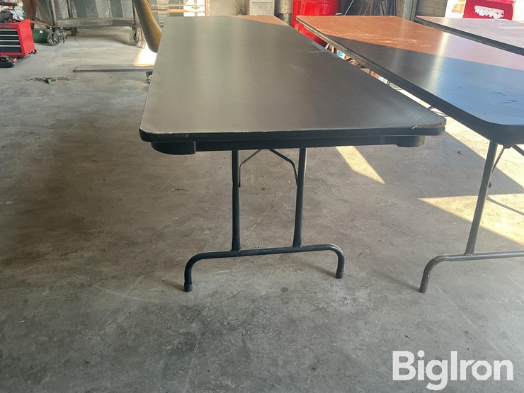 folding-tables-image-17