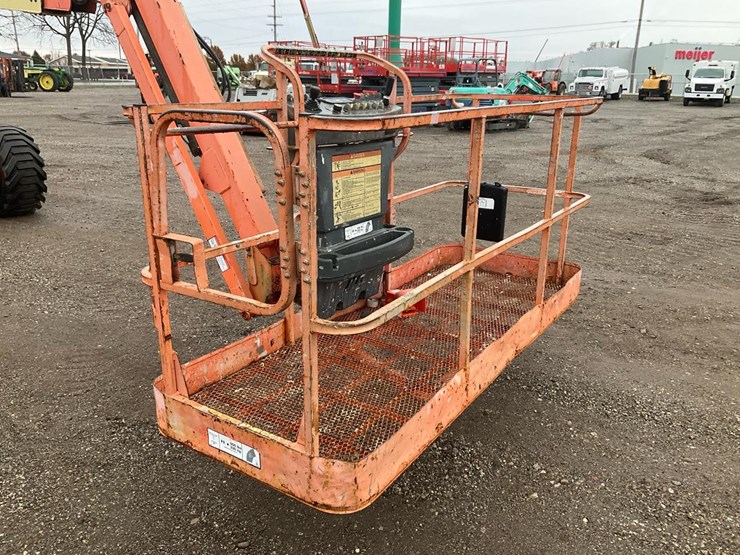jlg-800aj-image-10