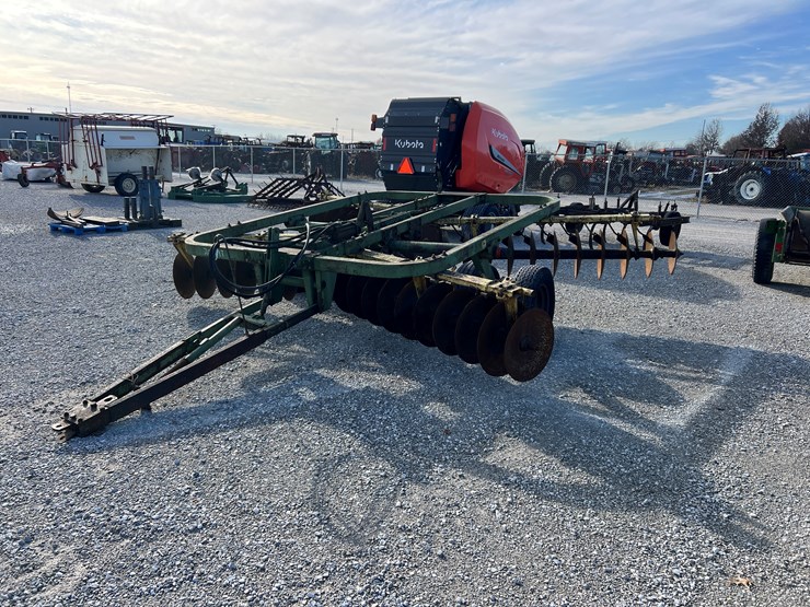 john-deere-210-image-8