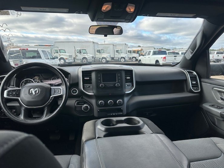 dodge-ram-1500-image-31