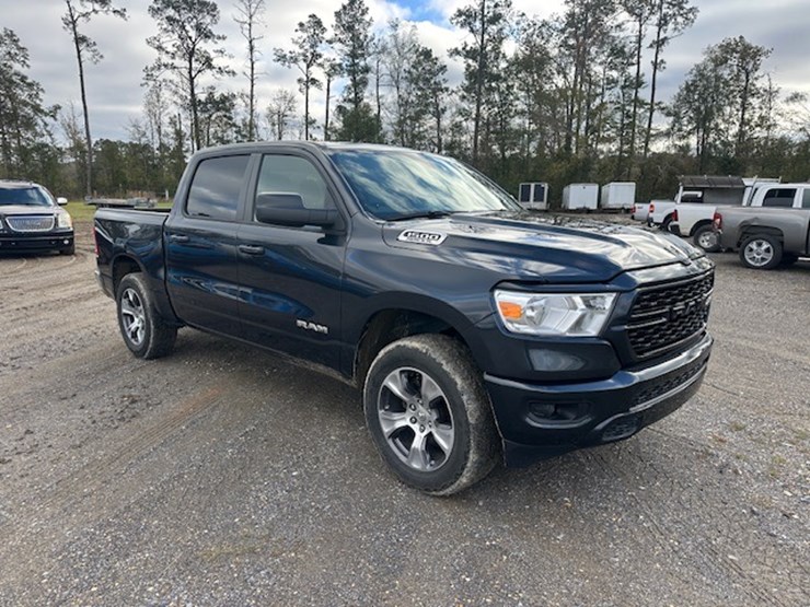 dodge-ram-1500-image-2