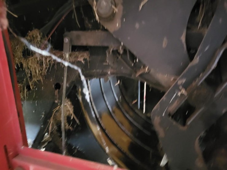 1997-new-holland-590-image-27