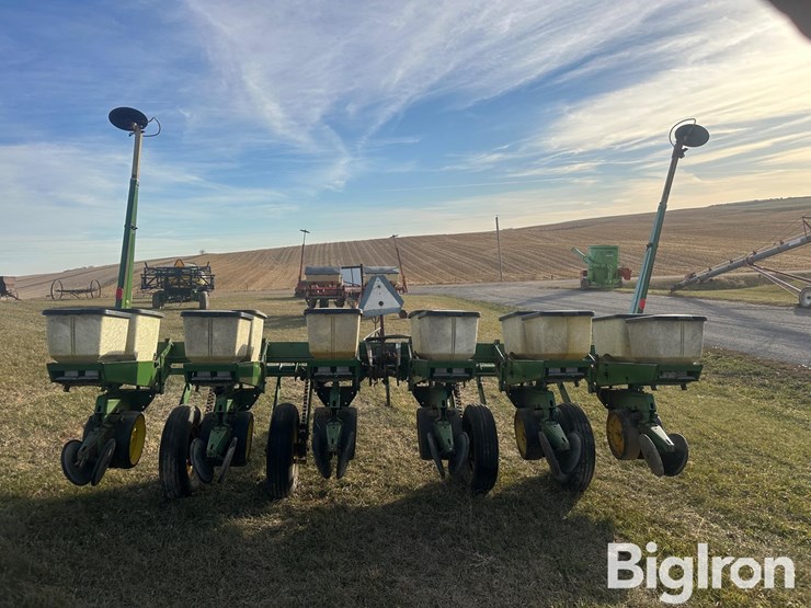 john-deere-7000-image-6