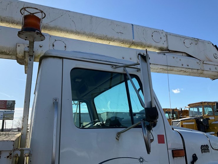 2001-international-4900-image-60