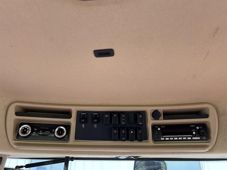 #154-•-2023-steiger-540-qt-image-33