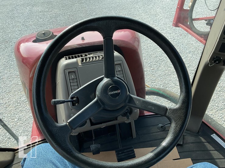 case-ih-patriot-3330-image-57