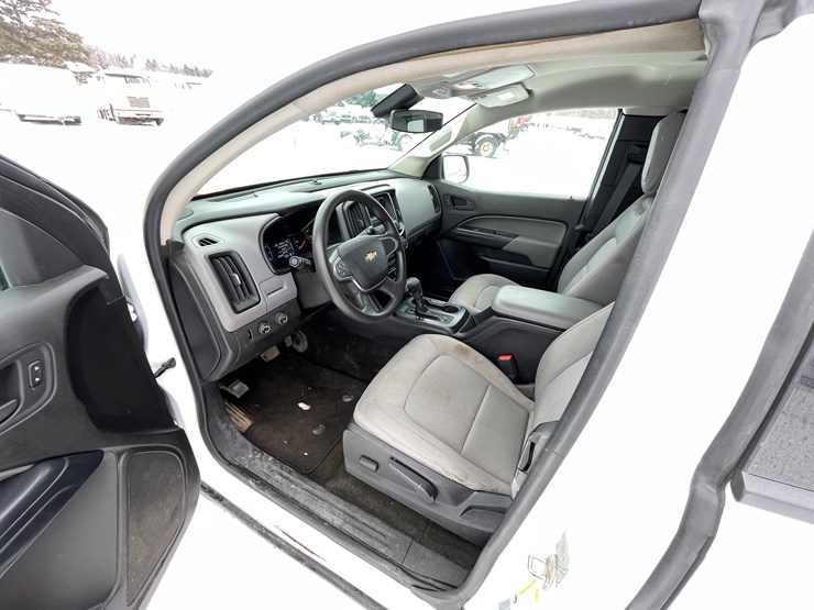#1167-•-2016-chevrolet-colorado-pickup-truck-(has-wi-title)-image-25