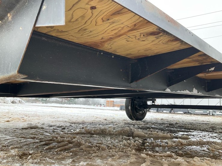 #2209-•-2021-flatbed-trailer*-image-13