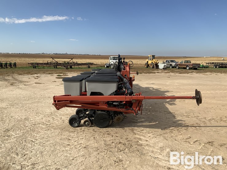 case-ih-1200-image-4