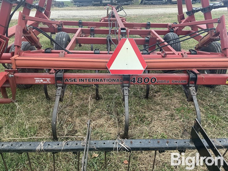 case-ih-4800-image-20