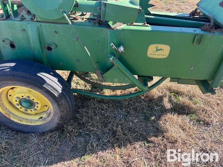 john-deere-24t-image-10