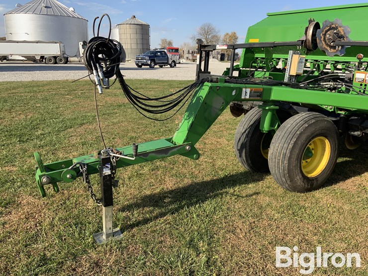 2006-john-deere-1590-image-9