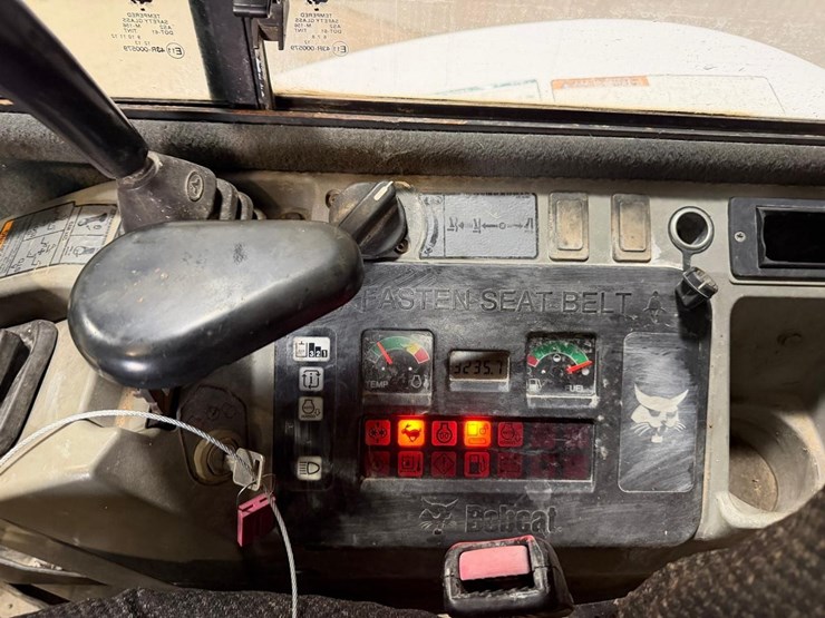 bobcat-e35-image-33