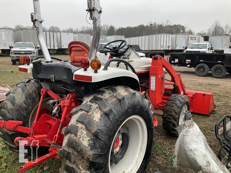 new-holland-boomer-8n-image-4