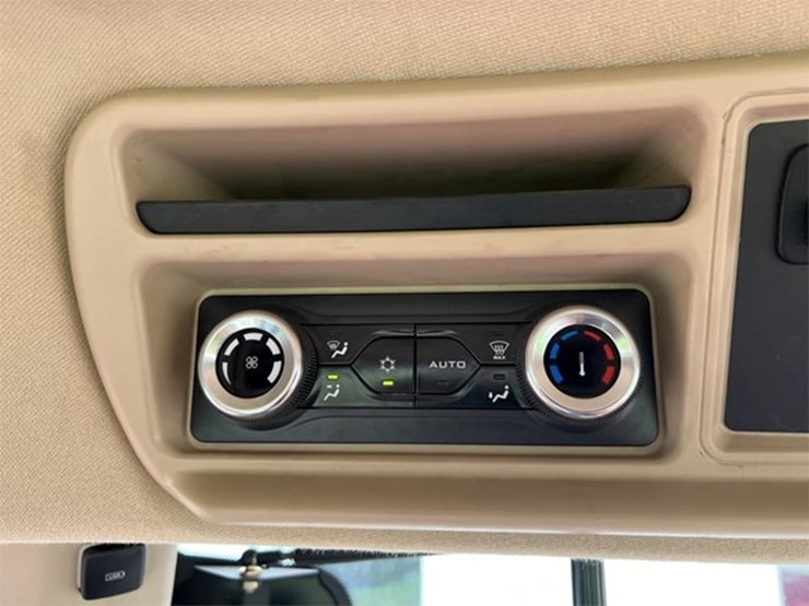 #154-•-2023-steiger-540-qt-image-34