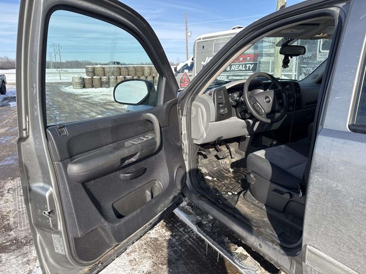 2009-chevrolet-silverado-1500-image-10