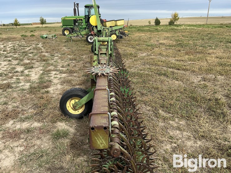 john-deere-400-image-17