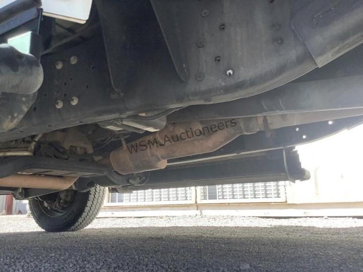 2014-ram-4500-bucket-truck-image-34