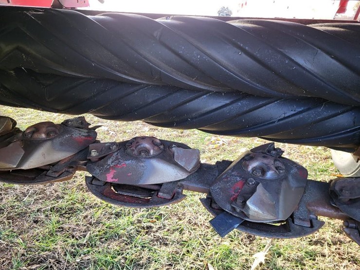 new-holland-1431-image-20