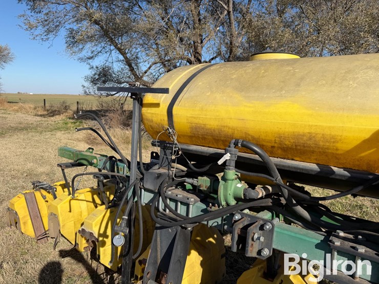 john-deere-410-image-16