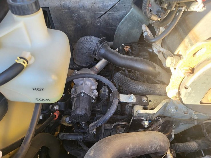 2018-deere-314g-image-22