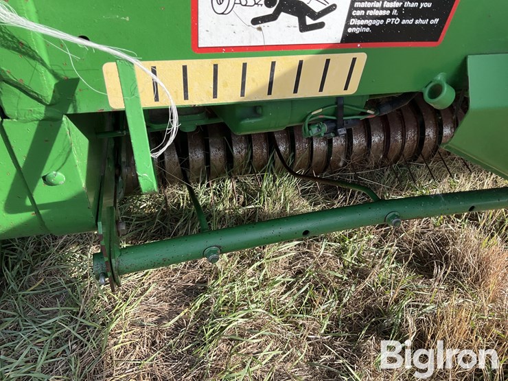 john-deere-566-image-19