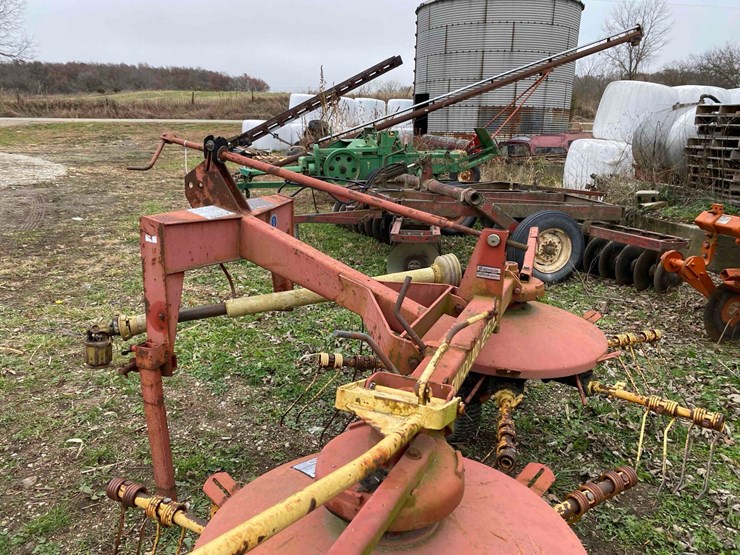 new-holland-255-image-9