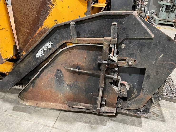 #7469-•-2002-l700-st-leeboy-asphalt-paver-image-18