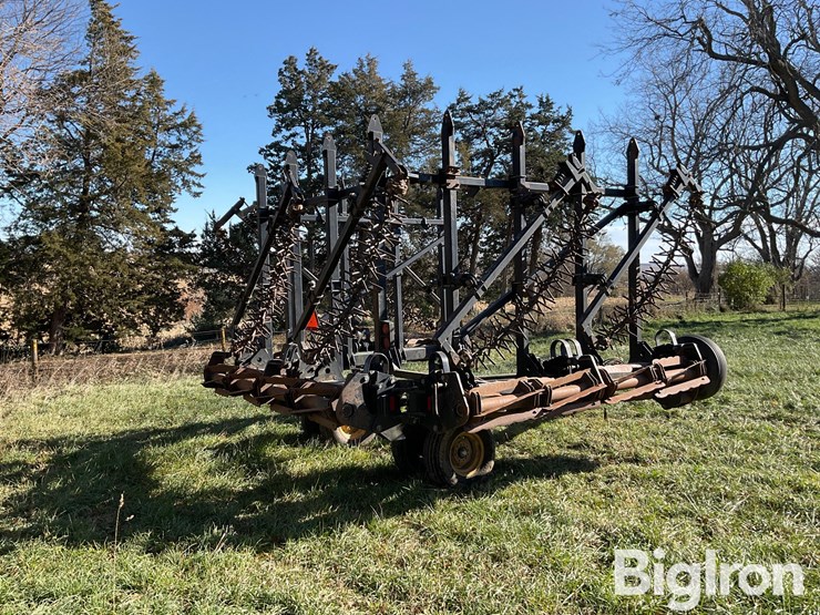 precision-planting-inc-3200-rolling-harrow-image-5