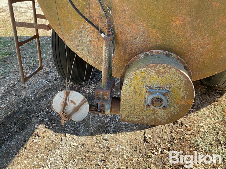 better-built-3150-am-liquid-manure-spreader-image-11