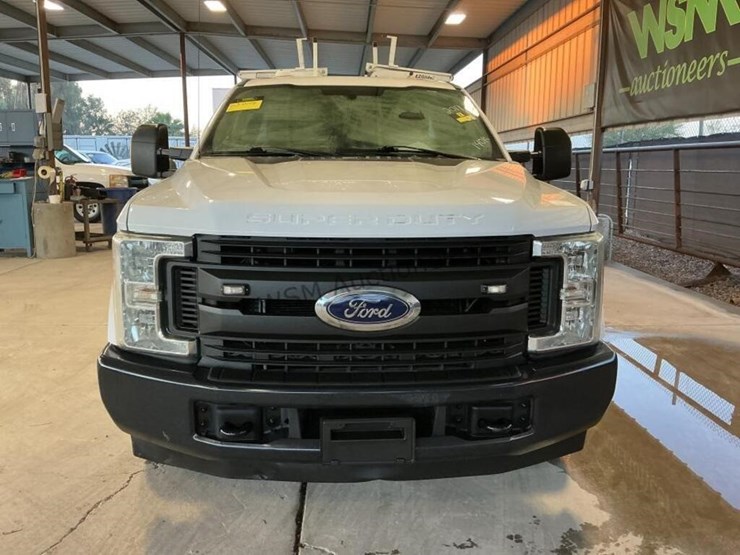 2017-ford-f250-image-3