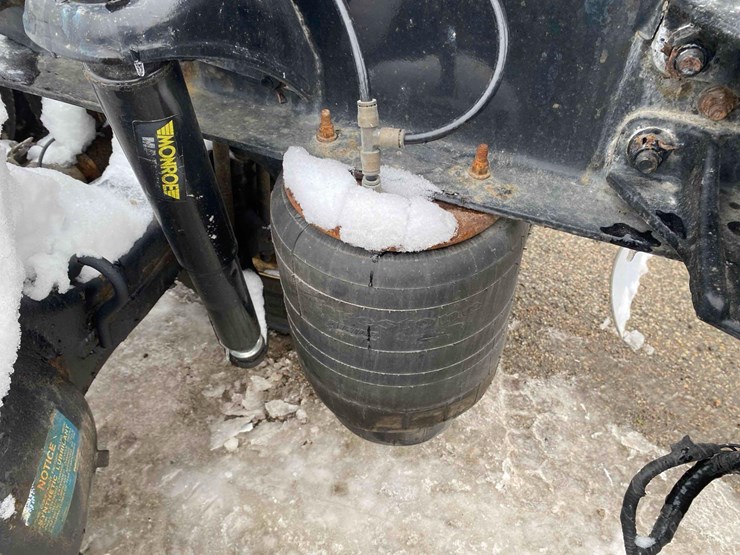 2016-kenworth-t400-image-17