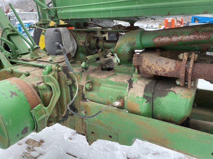 john-deere-b-image-14