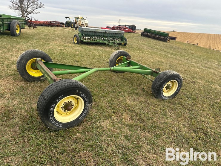 john-deere-1065-image-5