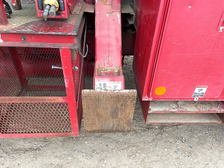 #1119-•-2009-freightliner-digger-derrick-(has-mn-title)-image-19