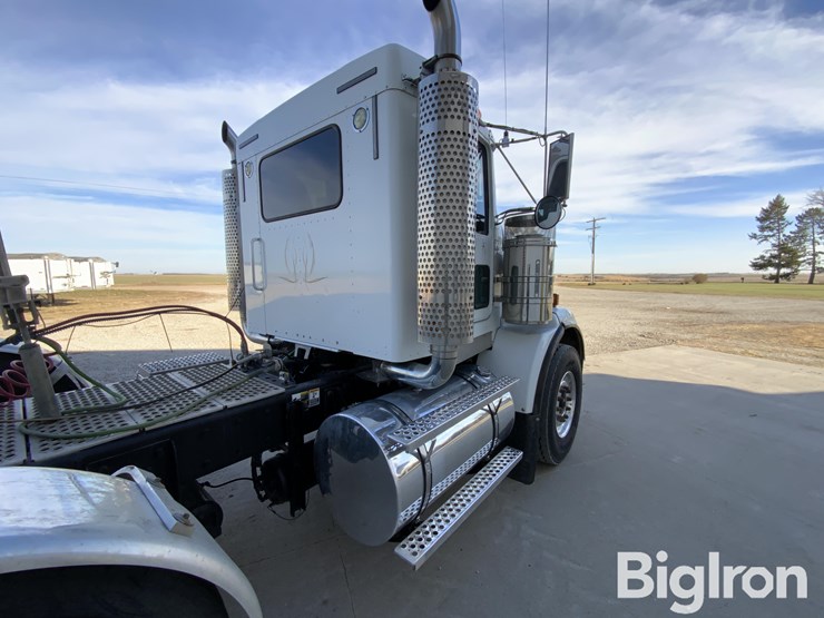kenworth-t800b-image-19