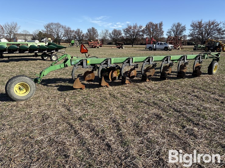 john-deere-3710-image-5