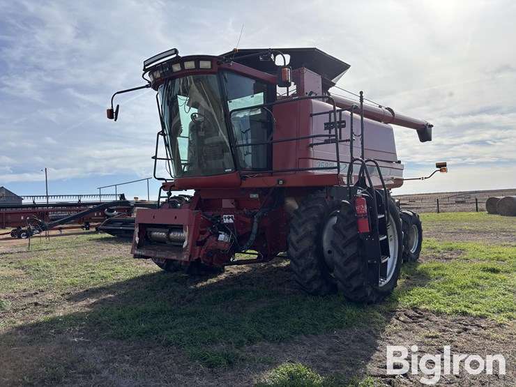 case-ih-2588-image-1