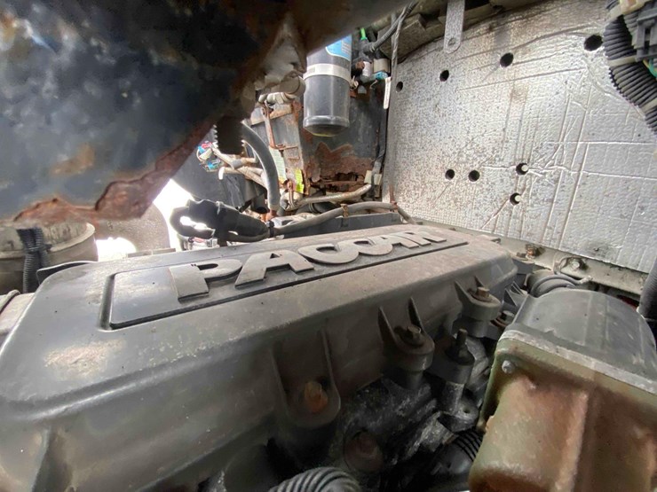 2016-kenworth-t400-image-30