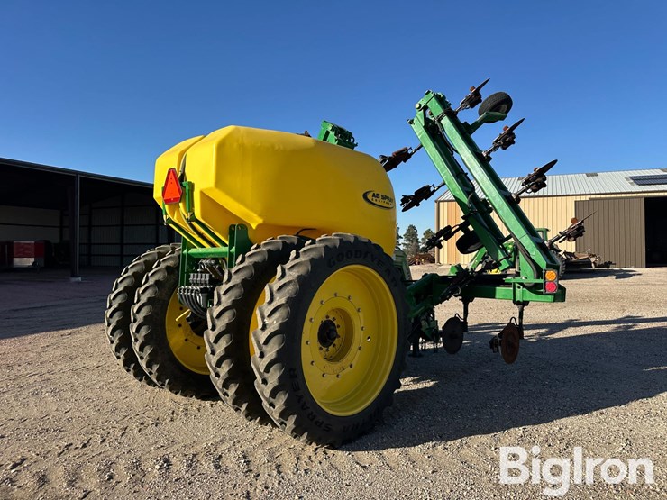 john-deere-2630-image-5